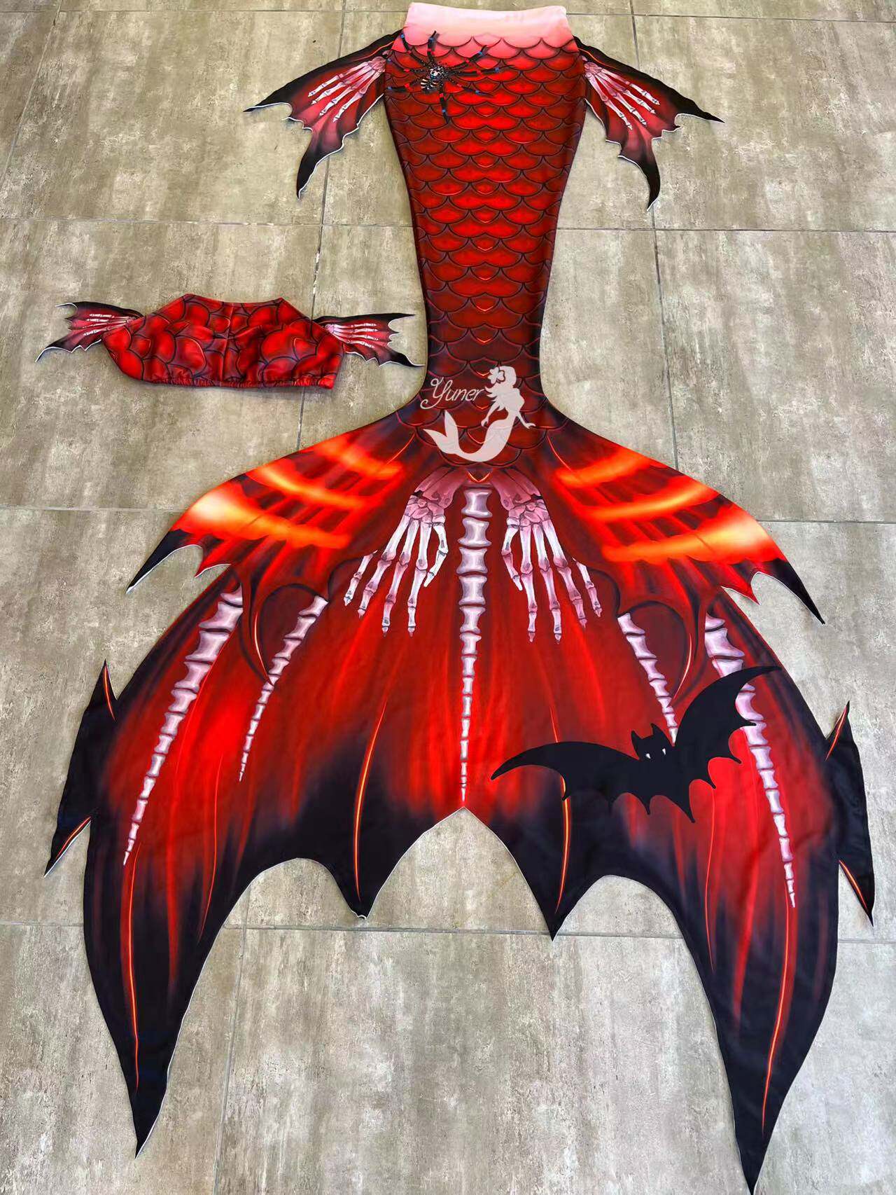 Aquarium & Marine Museum Kota Kinabalu - Orijinal Erkek ve Kadın Deniz Kızı